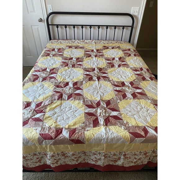 Vintage Bedspread Coverlet Quilt Yellow White Pink Red Floral Queen 100"x92" - Picture 11 of 11